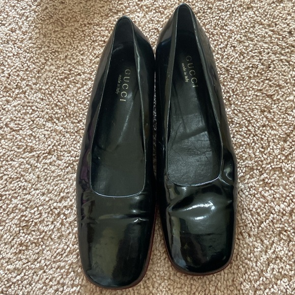 Vintage Gucci lightly used - Picture 4 of 4